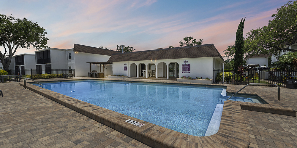 Villas at City Center